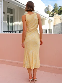 Sovere Inara Reversible Dress in^ Midi | Maxi & Gown